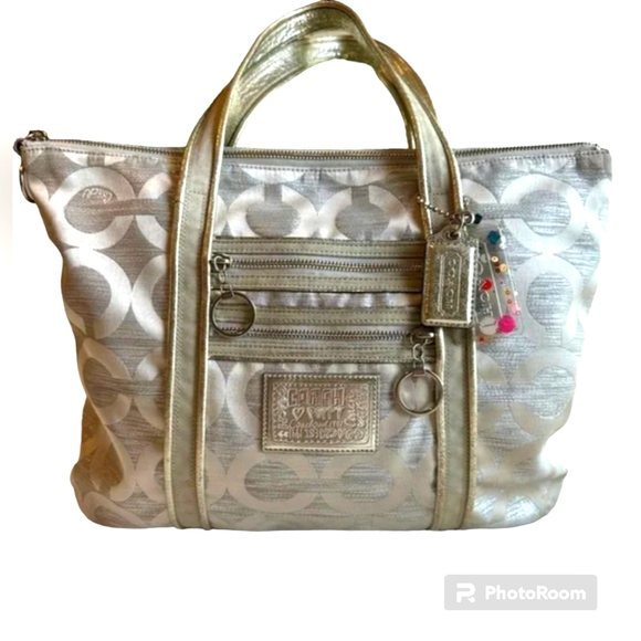 Coach Handbags - COACH POPPY Gray Silver Jacquard & Leather OPT ART Logo Lurex GLAM TOTE